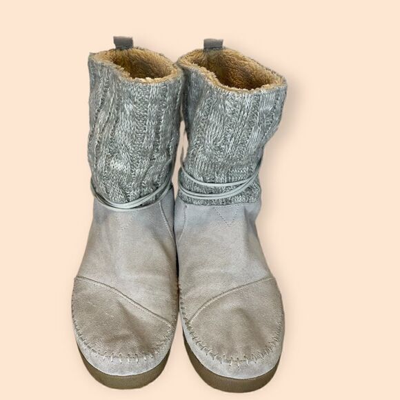 Toms Nepal Ankle Boots  - Picture 2 of 7
